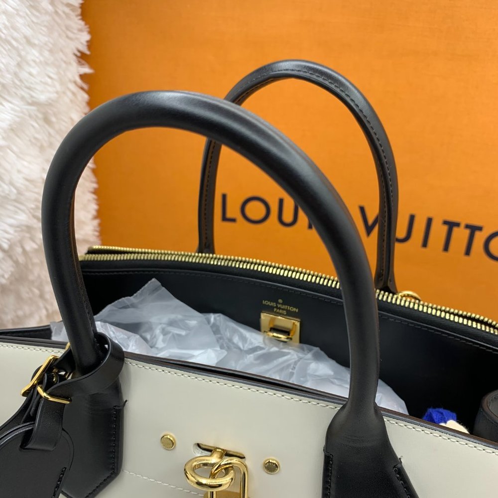 āSOLDāLOUIS VUITTON Damier Tressage Steamer MM bag - Picture 12 of 14